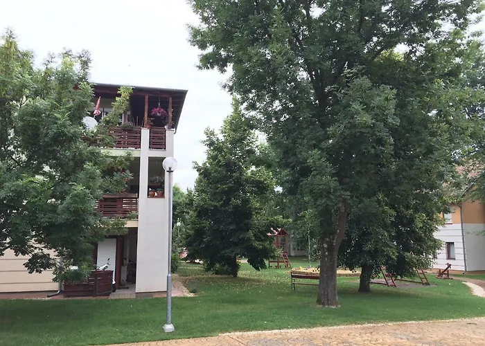 Bella Apartament Balatonalmádi